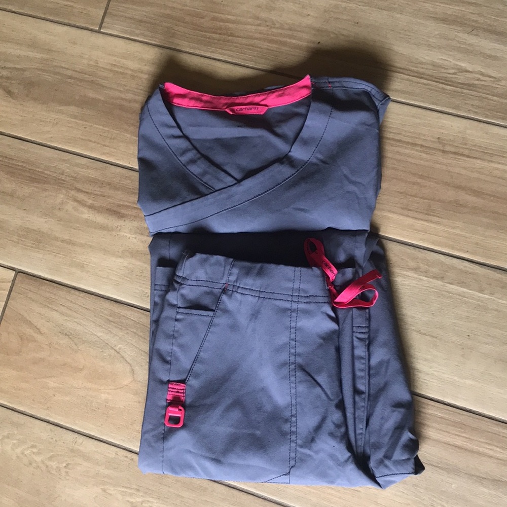 Carhartt Grey Scrub top bottom small